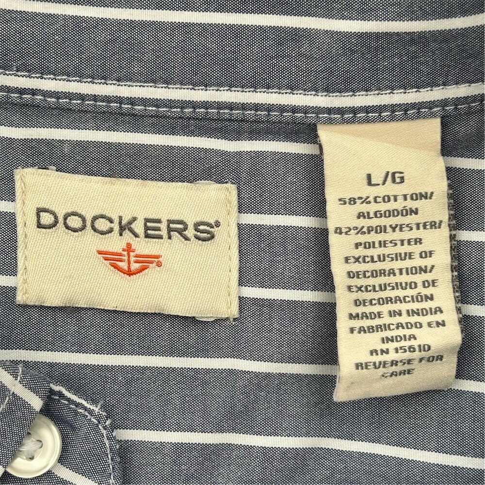Dockers Button Up Shirt Men's L Gray White Striped Short Sleeve Pocket - Picture 2 of 6
